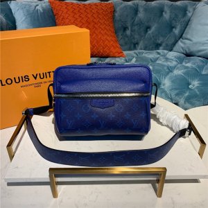 Louis Vuitton Outdoor Messenger Bag Louis Vuitton Outdoor Messenger Bag