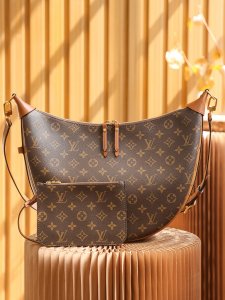 LOUIS VUITTON HANDBAG monogram LOUIS VUITTON HANDBAG monogram