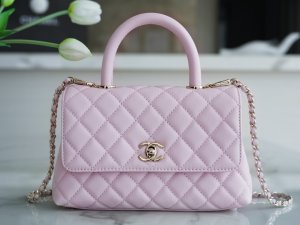 Chanel HANDBAG pink Chanel HANDBAG pink