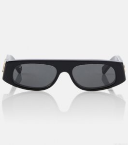 GucciLogo rectangular sunglasses GucciLogo rectangular sunglasses