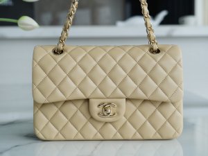 SMALL CLASSIC HANDBAG SMALL CLASSIC HANDBAG