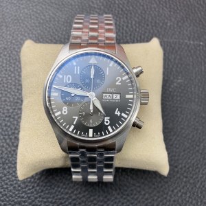 Wanguo Pilot 43 Series Steel Belt Spitfire Fighter Wanguo Pilot 43 Series Steel Belt Spitfire Fighter