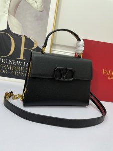 VALENTINO HANDBAG black VALENTINO HANDBAG black