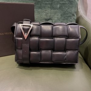 BOTTEGA VENETA HANDBAG Coffee Brown BOTTEGA VENETA HANDBAG Coffee Brown