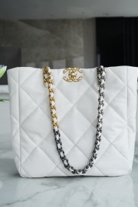 chanel HANDBAG white chanel HANDBAG white