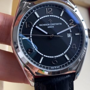 Vacheron Constantin Quai de l’Ile Collection Men’s Luxury Watch Vacheron Constantin Quai de l’Ile Collection Men’s Luxury Watch
