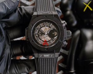 Hublot BIG BANG series 411.NM.1170.RX wristwatch Hublot BIG BANG series 411.NM.1170.RX wristwatch
