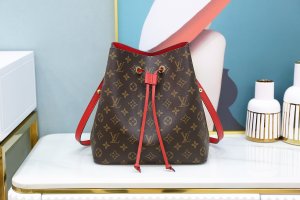 LOUIS VUITTON HANDBAG monogram LOUIS VUITTON HANDBAG monogram