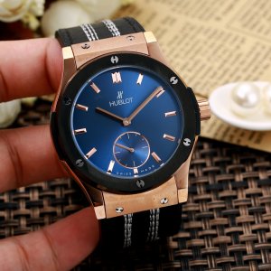 Hublot Men’s Mechanical Wristwatch Hublot Men’s Mechanical Wristwatch