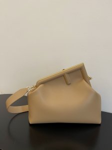 FENDI HANDBAG Buttercream FENDI HANDBAG Buttercream