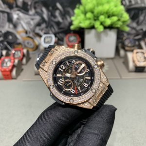 Hublot BIG BANG series wristwatch Hublot BIG BANG series wristwatch