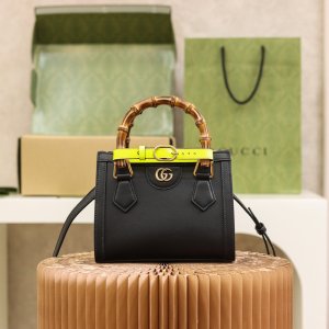 GUCCI DIANA MINI TOTE BAG GUCCI DIANA MINI TOTE BAG