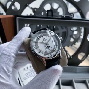 Omega Simple Business Men’s Watch Omega Simple Business Men’s Watch