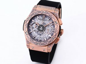 HUBLOT UBO Classic Fusion Series Wristwatch HUBLOT UBO Classic Fusion Series Wristwatch