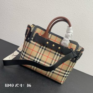BURBERRY HANDBAG BELT monogram BURBERRY HANDBAG BELT monogram