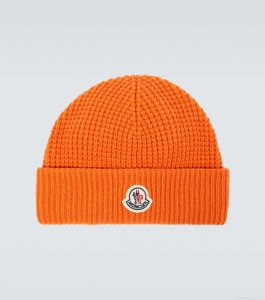 MonclerWool and cashmere beanie MonclerWool and cashmere beanie