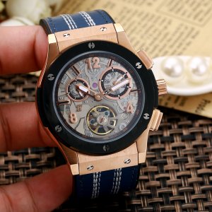 Hublot Men’s Mechanical Wristwatch Hublot Men’s Mechanical Wristwatch