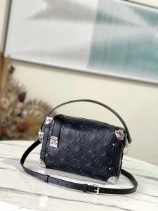 LOUIS VUITTON HANDBAG black LOUIS VUITTON HANDBAG black