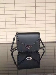 Valentino Rockstud Cross Body Bag Black/Ruthenium Valentino Rockstud Cross Body Bag Black/Ruthenium