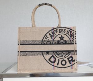 CHRISTIAN DIOR EMBROIDERED VELVET CANNAGE BOOK TOTE CHRISTIAN DIOR EMBROIDERED VELVET CANNAGE BOOK TOTE