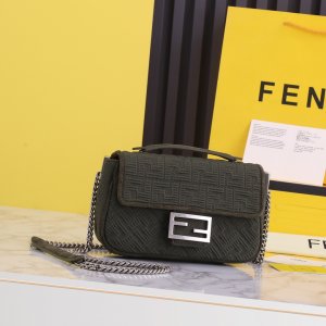 FENDI HANDBAG Navy Blue FENDI HANDBAG Navy Blue