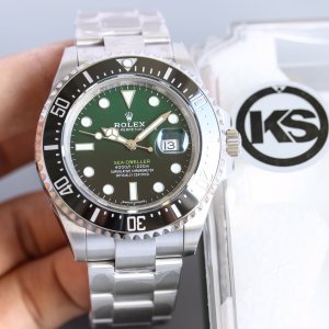 Rolex Oyster Perpetual Sea-Dweller 50th Anniversary Commemorative Diving Watch Rolex Oyster Perpetual Sea-Dweller 50th Anniversary Commemorative Diving Watch