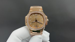 Patek Philippe Elegant and Sporty Nautilus Ladies PP7118 Watch Patek Philippe Elegant and Sporty Nautilus Ladies PP7118 Watch