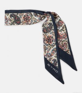 EtroPaisleyina printed silk twill scarf EtroPaisleyina printed silk twill scarf