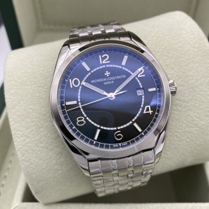 Vacheron Constantin Quai de l’Ile Collection Men’s Luxury Watch Vacheron Constantin Quai de l’Ile Collection Men’s Luxury Watch