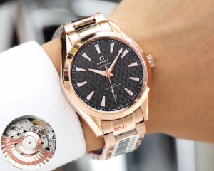 Omega Seamaster Series 8215 Automatic Mechanical Men’s Watch Omega Seamaster Series 8215 Automatic Mechanical Men’s Watch