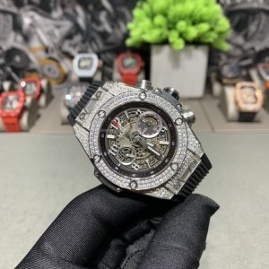 Hublot BIG BANG series wristwatch Hublot BIG BANG series wristwatch