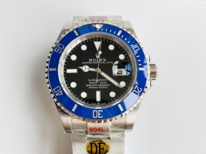 Rolex Oyster Perpetual Submariner Date V12 Edition Rolex Oyster Perpetual Submariner Date V12 Edition