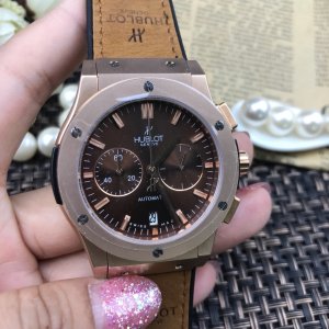 Hublot Men’s Mechanical Wristwatch Hublot Men’s Mechanical Wristwatch