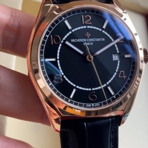 Vacheron Constantin Quai de l’Ile Collection Men’s Luxury Watch Vacheron Constantin Quai de l’Ile Collection Men’s Luxury Watch