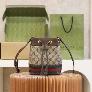 SMALL GG SUPREME OPHIDIA BUCKET BAG SMALL GG SUPREME OPHIDIA BUCKET BAG
