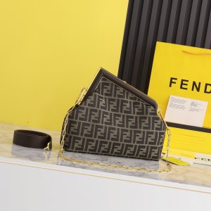 FENDI CROSSBODY BAG monogram FENDI CROSSBODY BAG monogram