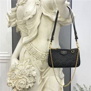 Louis Vuitton Easy Pouch On Strap Black Louis Vuitton Easy Pouch On Strap Black