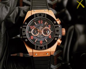 Hublot King Power series men’s wristwatch Hublot King Power series men’s wristwatch