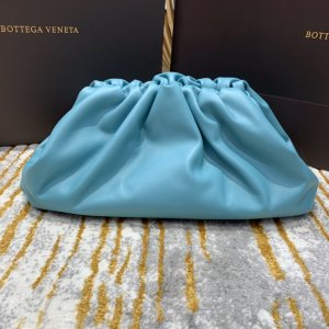 BOTTEGA VENETA THE POUCH 40 blue REPLICA BOTTEGA VENETA THE POUCH 40 blue REPLICA
