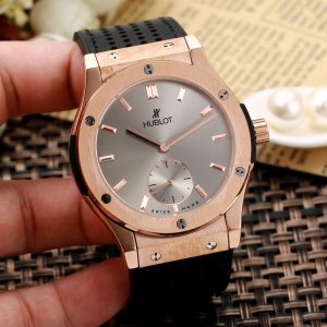 Hublot Men’s Mechanical Wristwatch Hublot Men’s Mechanical Wristwatch