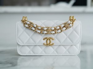 CHANEL HANDBAG white CHANEL HANDBAG white