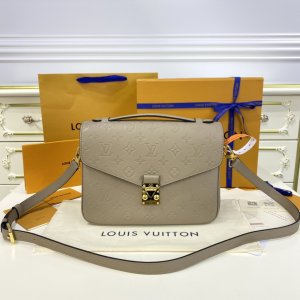 Louis Vuitton Pochette Metis Monogram Empreinte Dune Louis Vuitton Pochette Metis Monogram Empreinte Dune