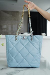CHANEL HANDBAG blue CHANEL HANDBAG blue