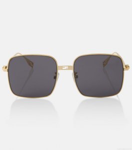 FendiOversized square sunglasses FendiOversized square sunglasses