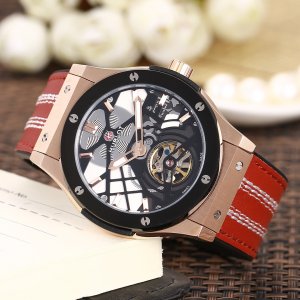 Hublot Men’s Mechanical Wristwatch Hublot Men’s Mechanical Wristwatch
