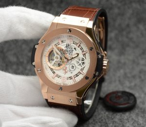 HUBLOT UBO Men’s Mechanical Wristwatch HUBLOT UBO Men’s Mechanical Wristwatch