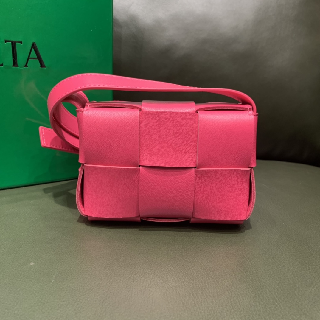 BOTTEGA VENETA card wallet PINK BOTTEGA VENETA card wallet PINK