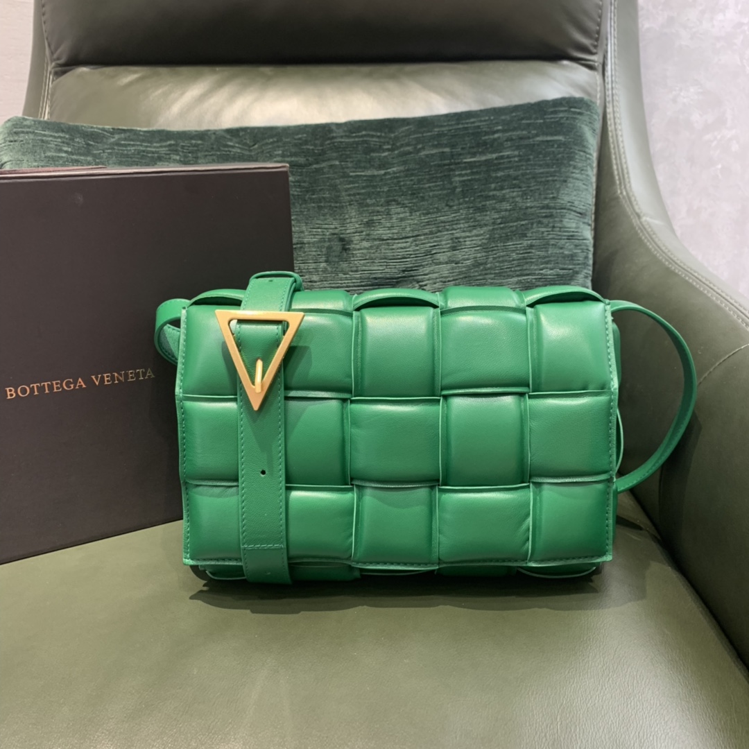 BOTTEGA VENETA HANDBAG green BOTTEGA VENETA HANDBAG green