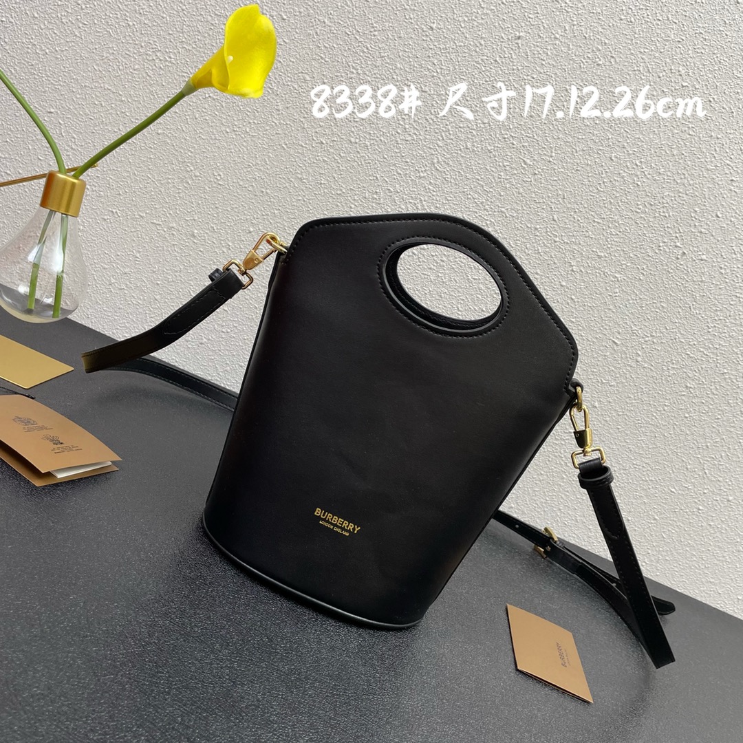 BURBERRY HANDBAG Black BURBERRY HANDBAG Black