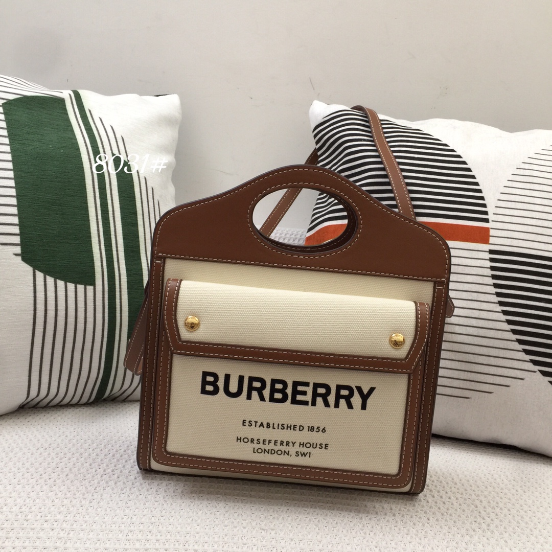 BURBERRY HANDBAG Brown with Off-White Accents BURBERRY HANDBAG Brown with Off-White Accents